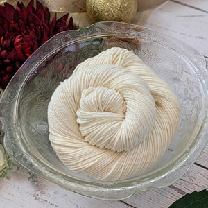 Bare Sheep (undyed) - Yarn Love Yarn