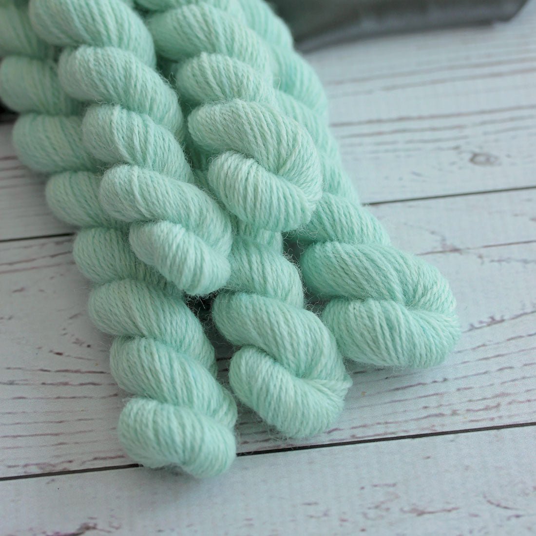 Cinderella Fingering - 20 gram - Yarn Love yarn