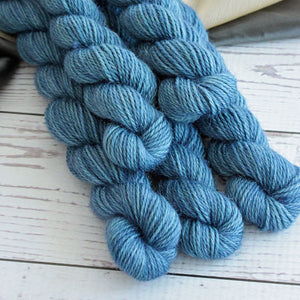 Cinderella Fingering - 20 gram - Yarn Love yarn