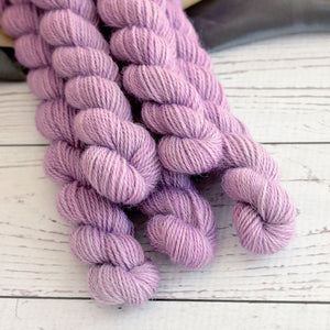 Cinderella Fingering - 20 gram - Yarn Love yarn