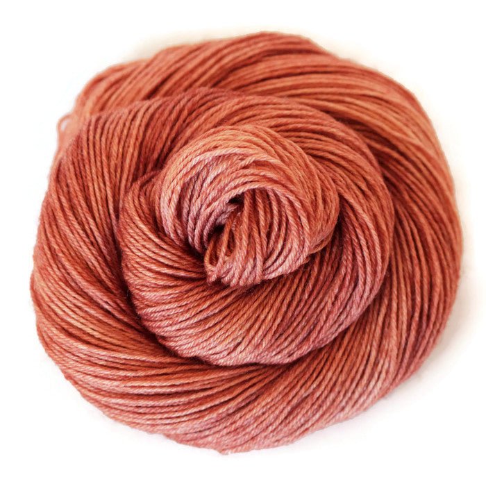 Cinderella Fingering - 50 gram - Yarn Love Yarn