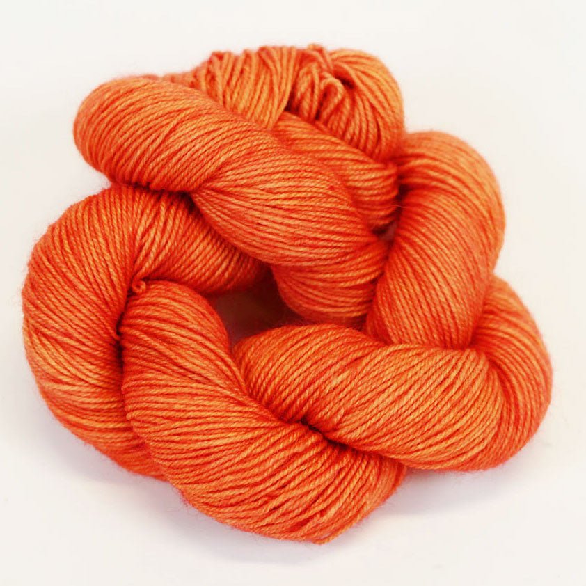 Cinderella Fingering - 50 gram - Yarn Love Yarn