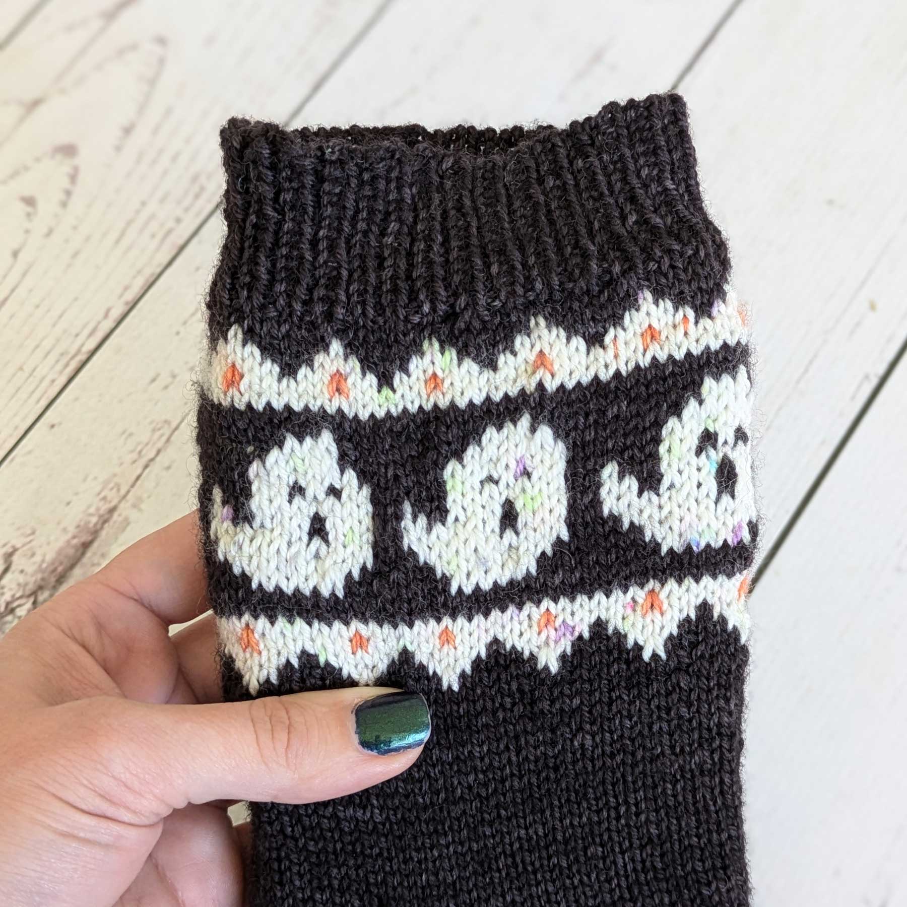 Hello Boo - tiful: Halloween - Inspired Knitted Socks Pattern PDF - Yarn Love Pattern